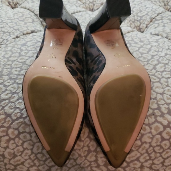 Cole Haan Leopard Print Pump - Picture 7 of 7